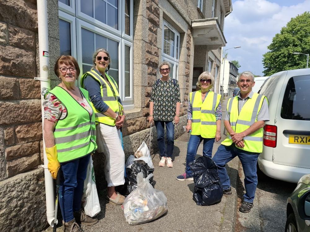 Litter Pick 1